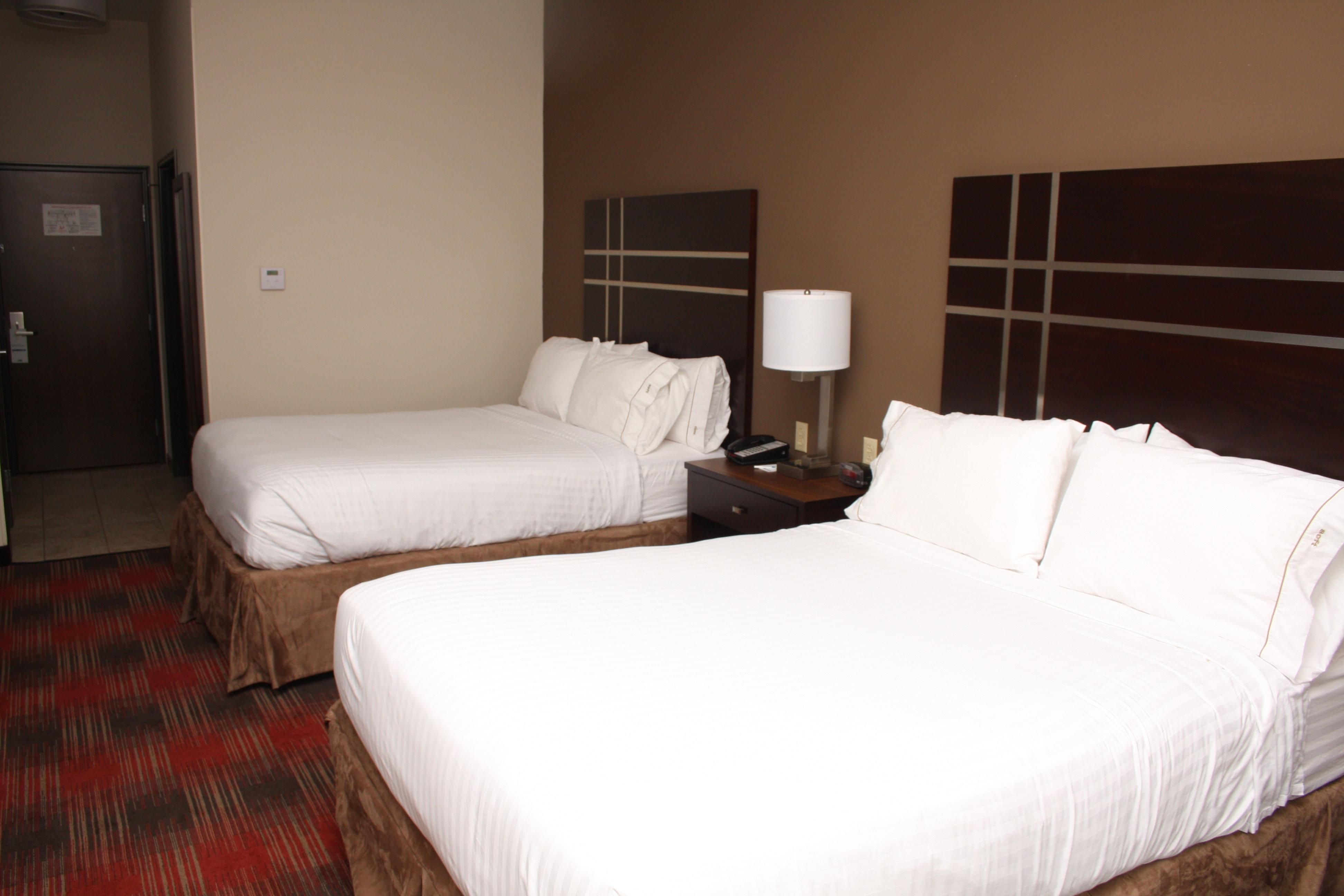 Holiday Inn Express & Suites Cumberland - La Vale By Ihg Ngoại thất bức ảnh